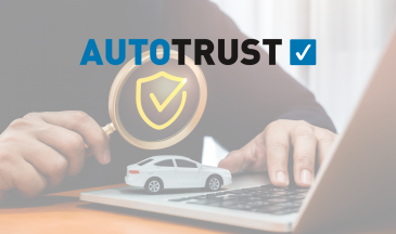 Autotrust header met logo